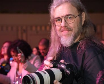 Berg_with_camera_recent_pic